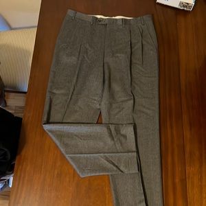 Canali wool trousers. Like new condition. Grey. 100% Wool. Made in Italy